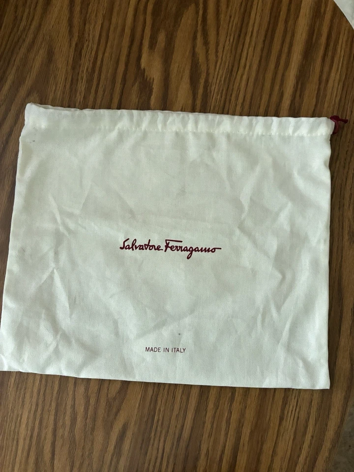 BOLSO DE NOCHE FERRAGAMO ADORNADO GANCINI CLIP GAMUZA OMBRE NEGRO Foto 2 de 3