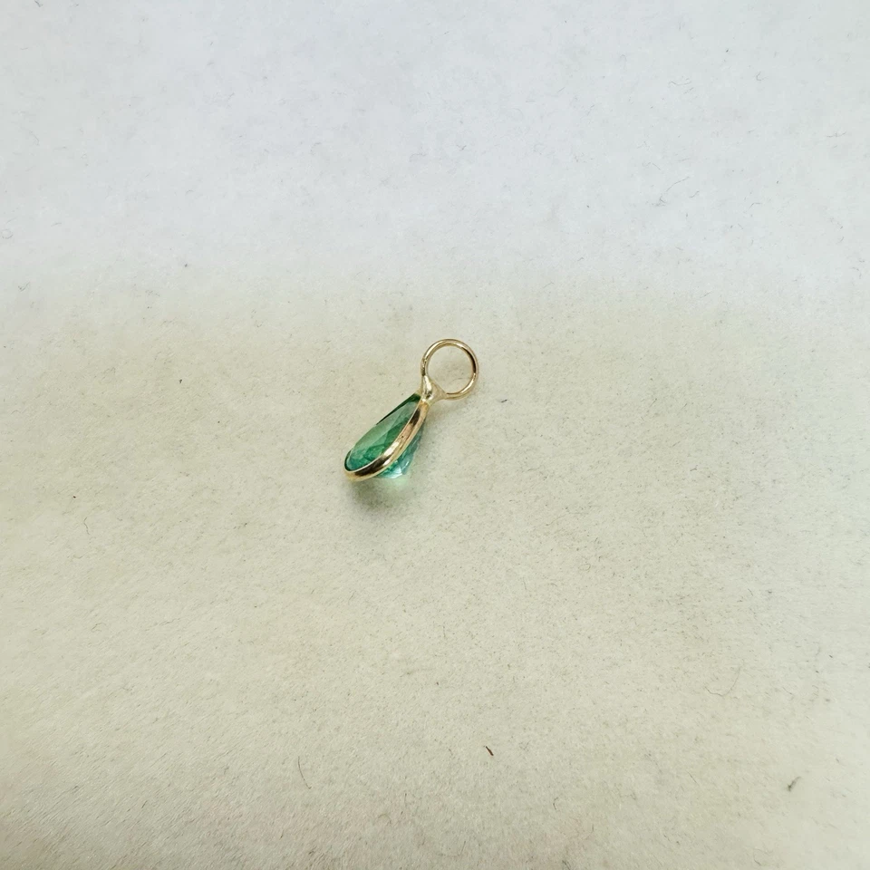 Natural .70CT Green Pear Emerald 14K Yellow Gold Pendant Charm 10x5mm - Image 3 of 4