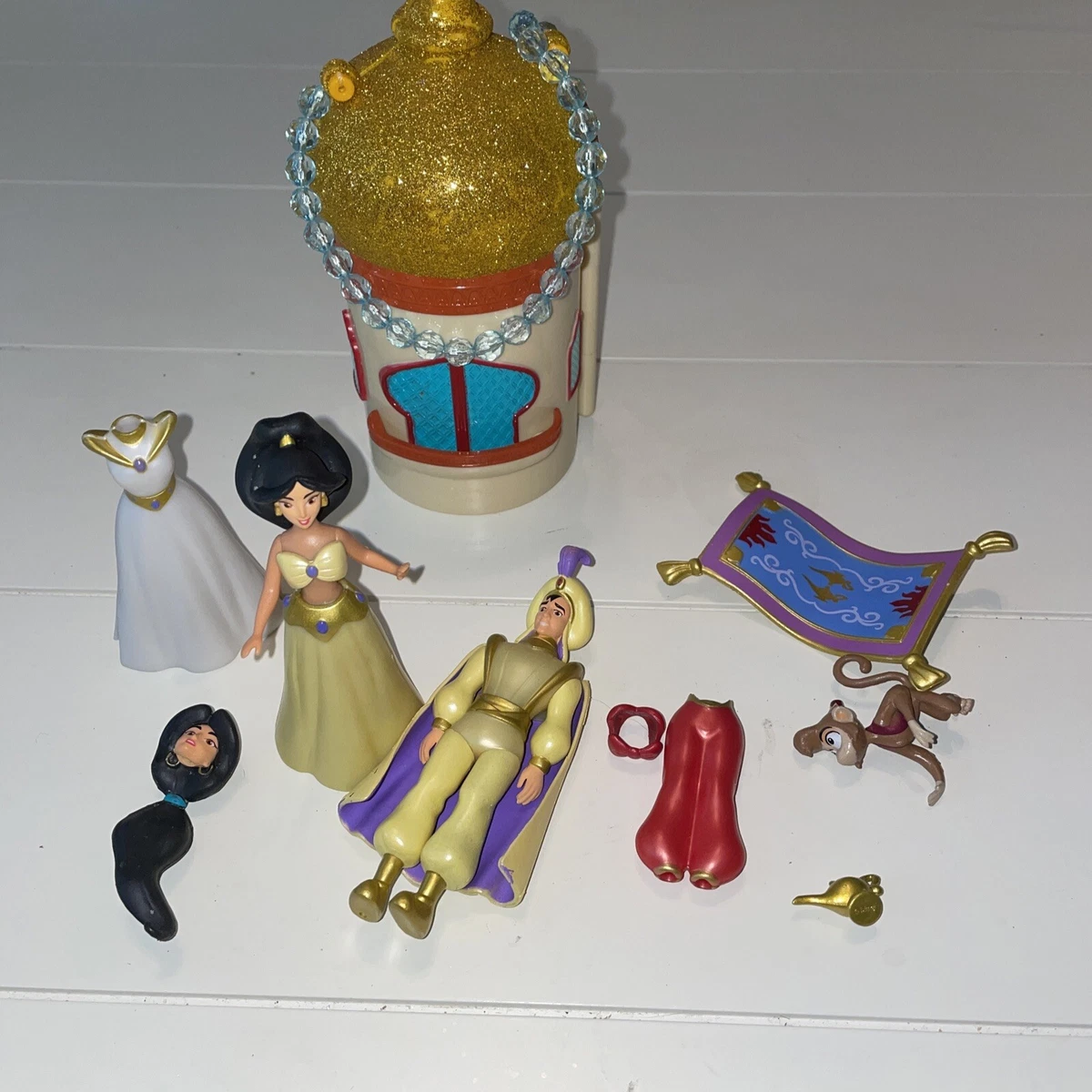 Disney store jasmine aladdin disney store playset Extra Outfit