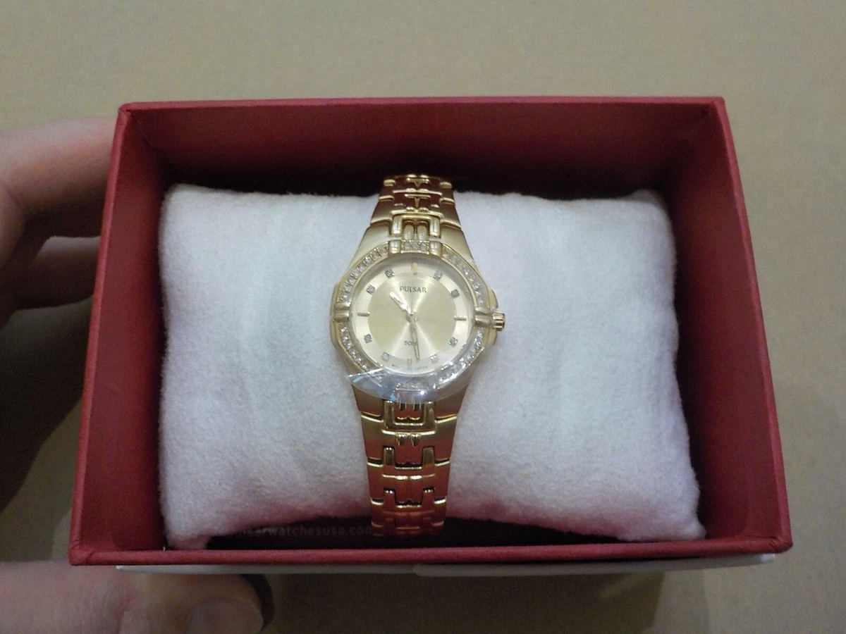 NEW Pulsar Women s Stainless Gold Tone Swarovski Crystal Watch
