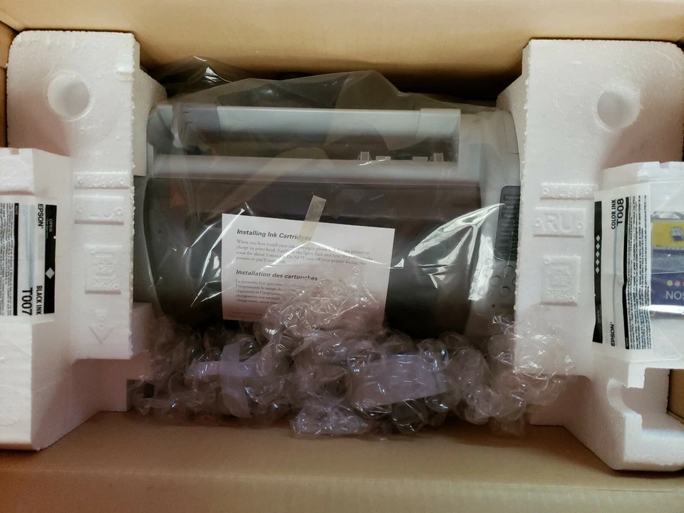 Epson Stylus Photo 785EPX Color Inkjet Printer w/ Bonus Photo Paper NEW - Image 4 of 4