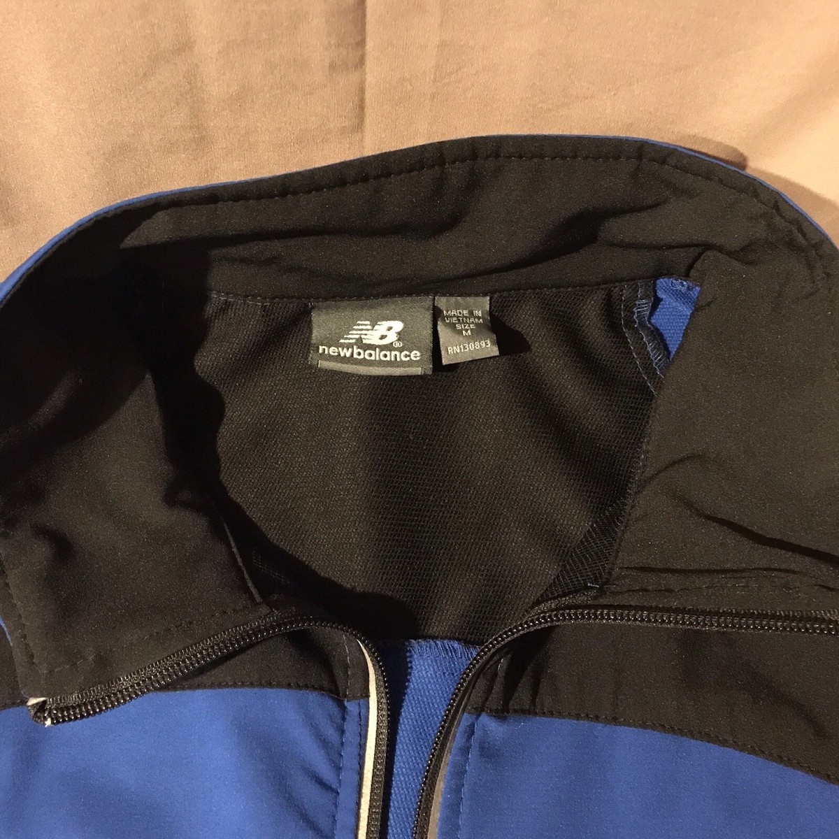 NEW BALANCE Men's Lightweight Jacket Blue Size Medium Poly/Spandex