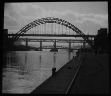 TYNE BRIDGES NEWCASTLE DATED 1948 Magic Lantern Slide PHOTOGRAPH VINTAGE 