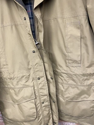 Barbour Edlingham Lightweight Rain Coat Grelly UK