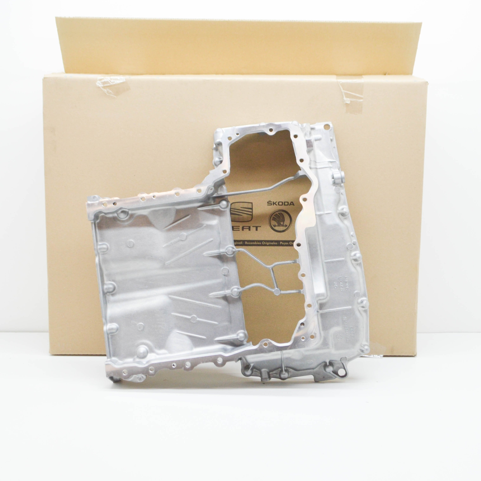 NEW AUDI A6 C8 OIL SUMP PAN UPPER PART 06M103603AM ORIGINAL NO