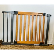 Summer Infant West End extra wide safety gate