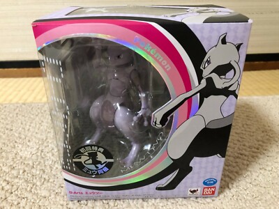 D-Arts Mewtwo Pokemon S.H. Figuarts Bandai figure from Japan