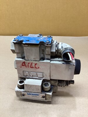 Vickers DG4V-3-2AL-M-FW-B6-60 859167 Pilot Valve #104E16PR6