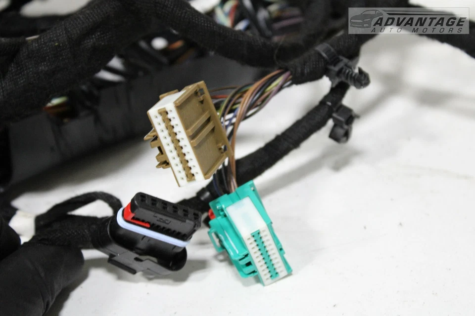 CHEVROLET CRUZE 18-19 TABLERO DELANTERO PANEL DE INSTRUMENTOS ARNÉS DE CABLEADO CON CAJA DE FUSIBLES OEM Foto 4 de 4