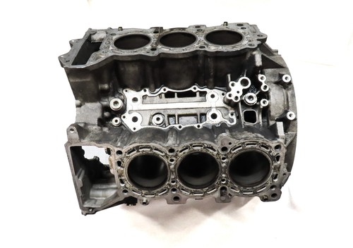09 MERCEDES GL320 ML320 X164 W164 3.0L OM642 DIESEL ENGINE CYLINDER BLOCK (BARE) - Picture 2 of 13