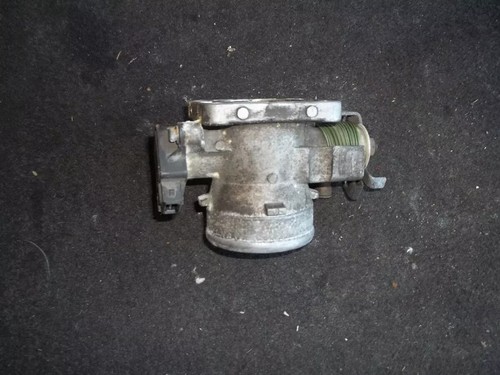 Hyundai Coupe Drosselklappe Drossel Klappe 3517022010 9600930001