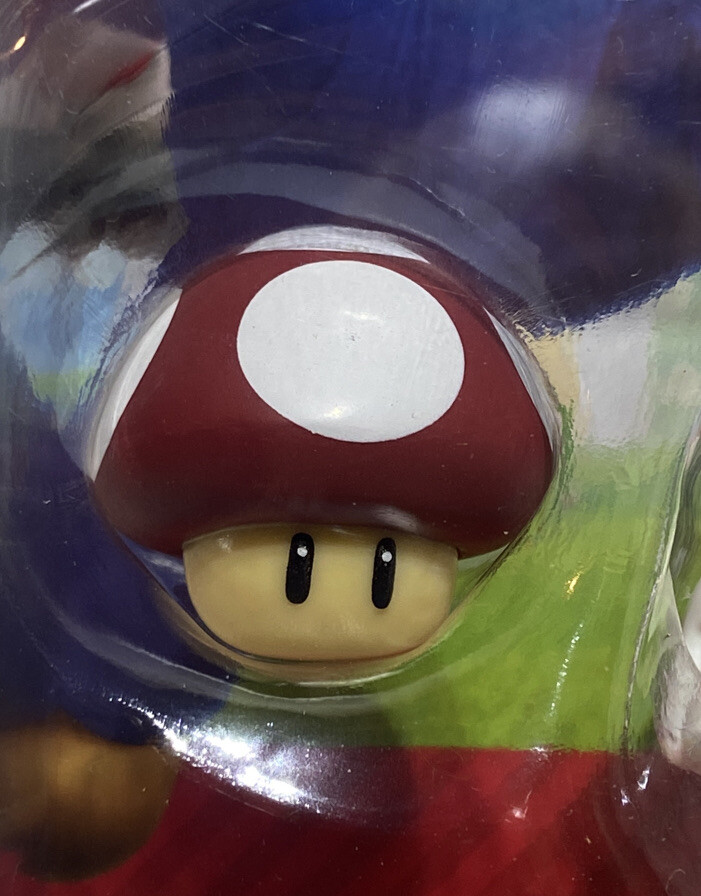 NEW Jakks Pacific World of Nintendo 4" Mario MARIO w/SUPER MUSHROOM