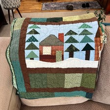 Handmade Quilted Throw Blanket Winter Cabin Scene Green Red Christmas Theme
