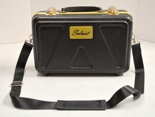 USED SELMER SIGNET SOLOIST Bb CLARINET CASE WITH CARRYING STRAP , GOOD CONDITION