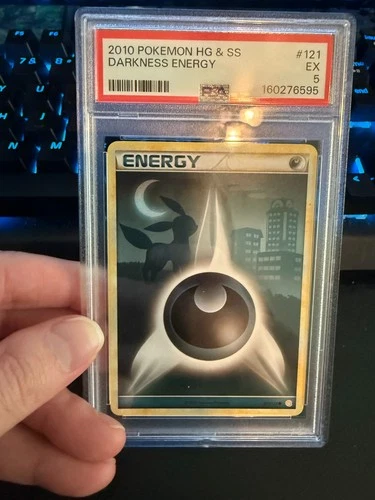 pokemon PSA 5 2010 Pokemon HG & SS Darkness Energy #121