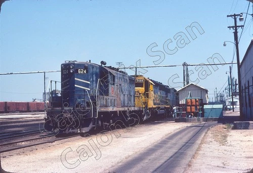 Original Slide- MP Missouri Pacific GP7 624 & Consist At Kansas City 10/77