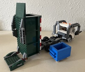 LEGO 7599 Toy Story 3 Garbage Truck Getaway COMPLETE (missing alien antenna)