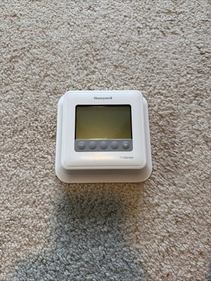 Honeywell TH4110U2005 Pro Series Programmable Digital Thermostat