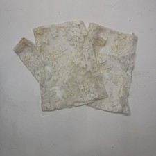 Vintage 80s White Lace Fingerless Gloves