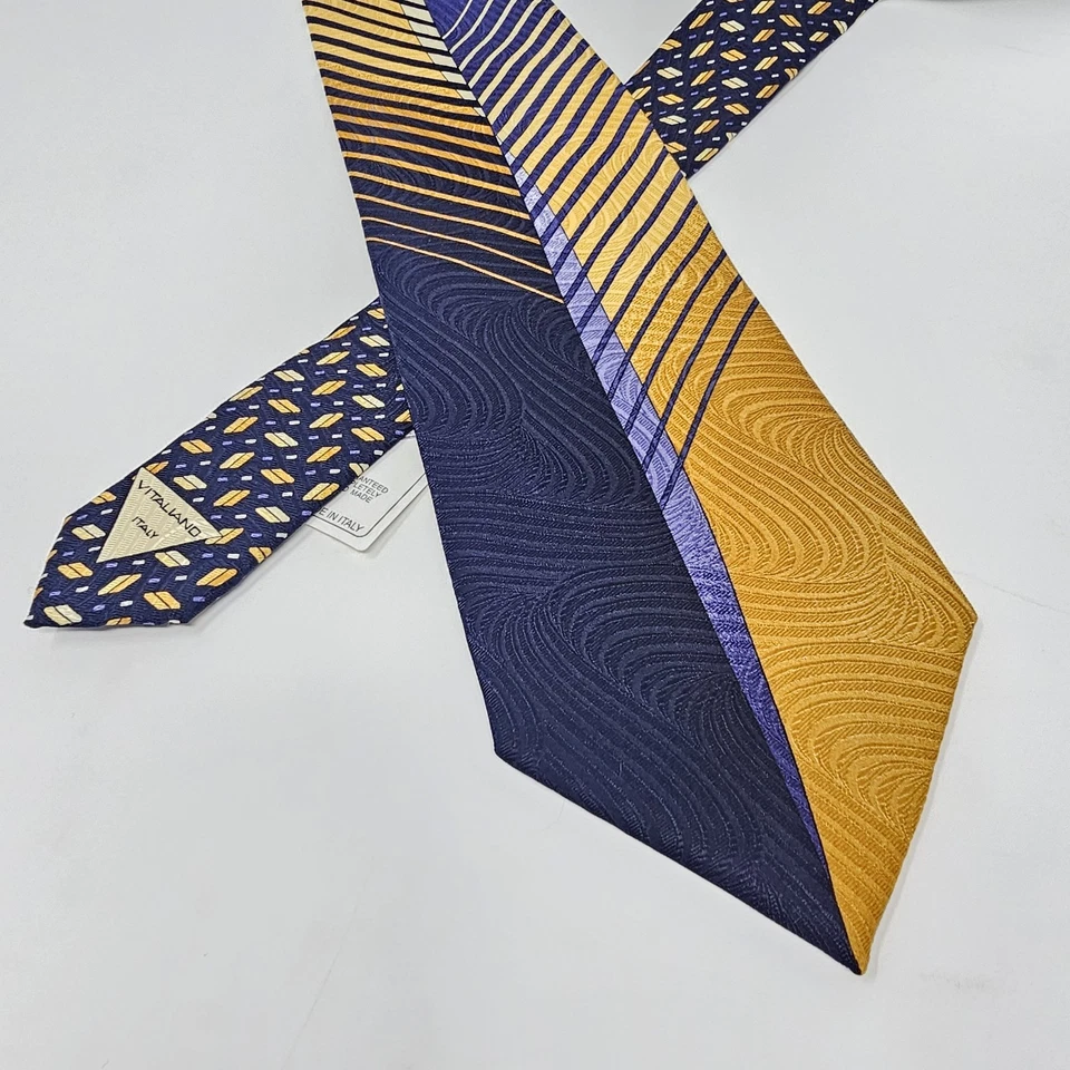 Corbata de Seda Vitaliano Pancaldi Hecha en Italia Rayas Abstracta Geométrica Azul Marino Rara Foto 4 de 4