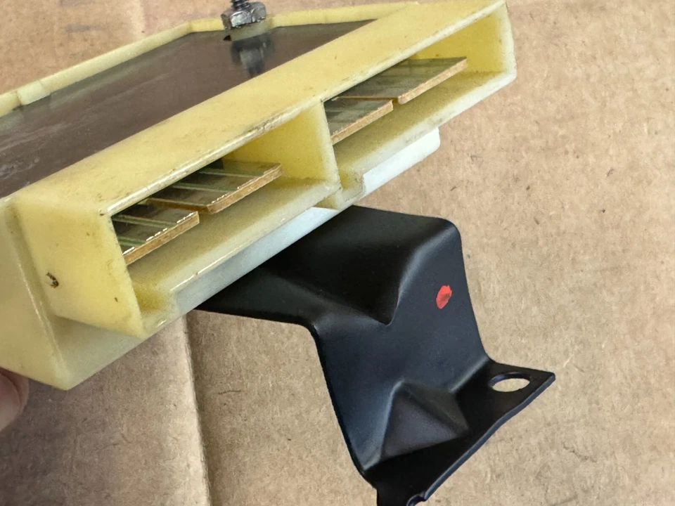 Módulo de control de crucero Ford Mustang 87-93 ECU cerebro con soportes fabricante de equipos originales de fábrica 5,0 L Foto 2 de 4