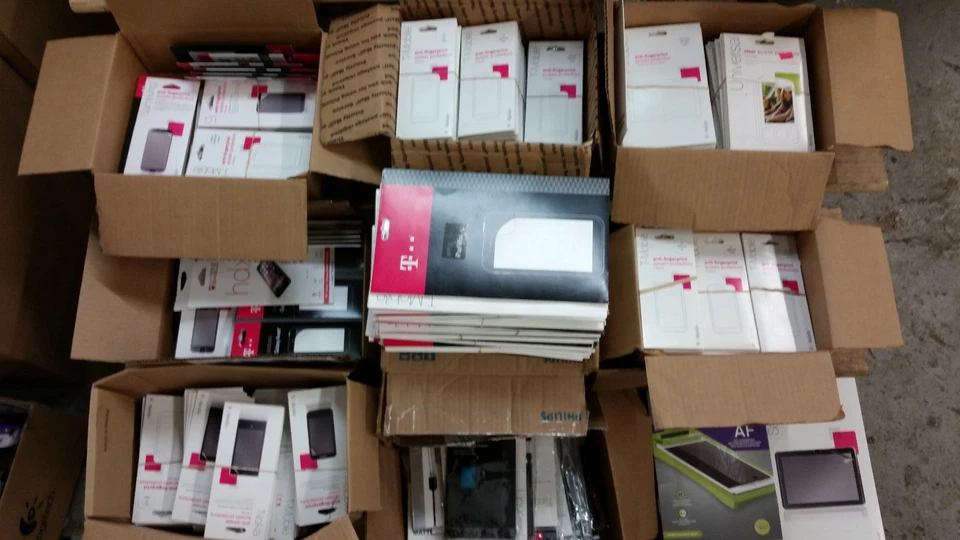 Brand New Screen Protectors - Assorted, WHOLESALE Lot of 1000 - Free Shipping - Image 4 of 4