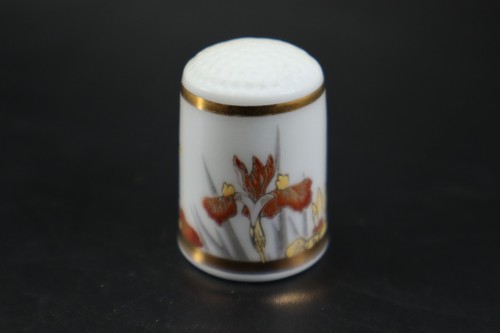 Chokin Japan Kiyomasa THIMBLE Iris Butterfly Collectors Club Sewing Collectible - Picture 4 of 8
