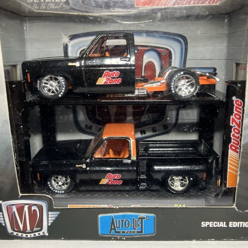 M2 Machines Auto-Lift AutoZone Exclusive 2 1979 Chevy Silverados Stepside/No Bed