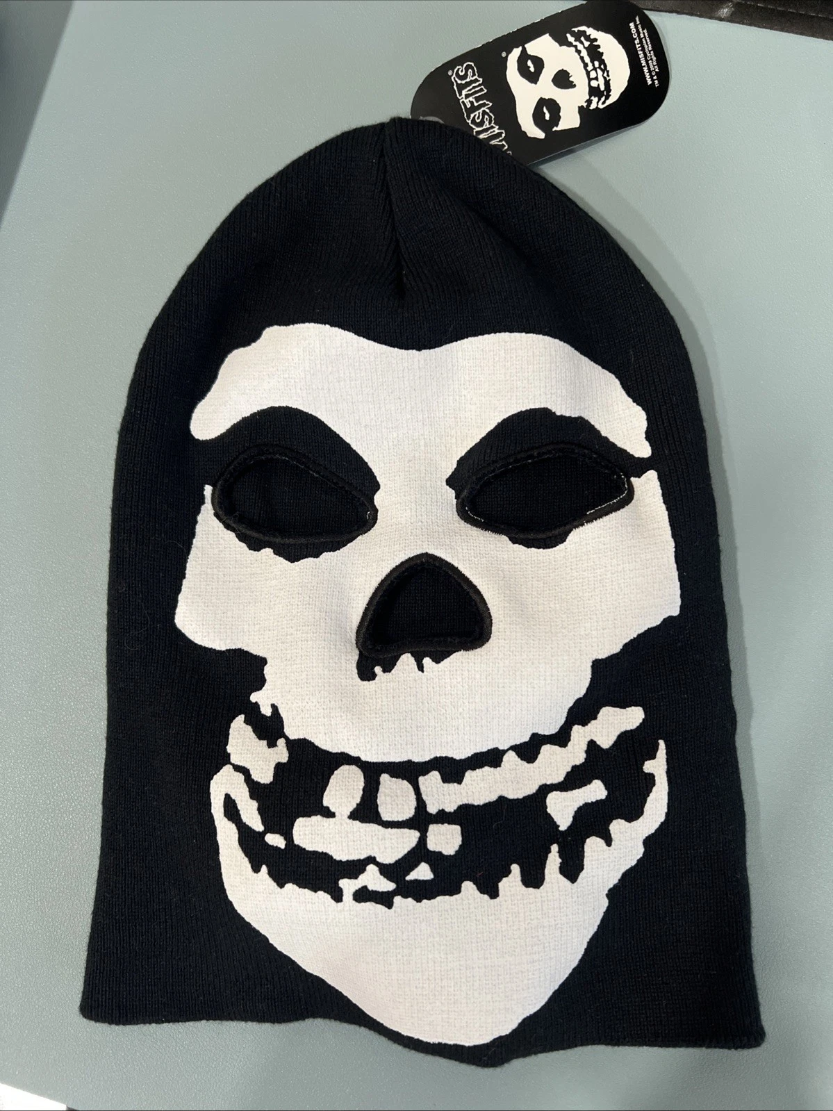 RARE 2009 Misfits Skull Balaclava Beanie NWT Crimson Ghost Horror Punk Ski Mask
Opens in a new windo