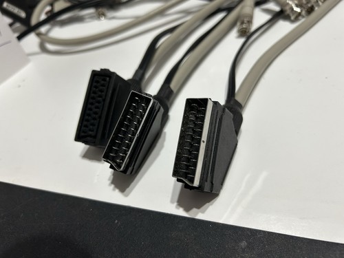 Extron CrossPoint 450 + Series Ultra-Wideband Matrix Switcher W/ BNC To Scart - Picture 10 of 13