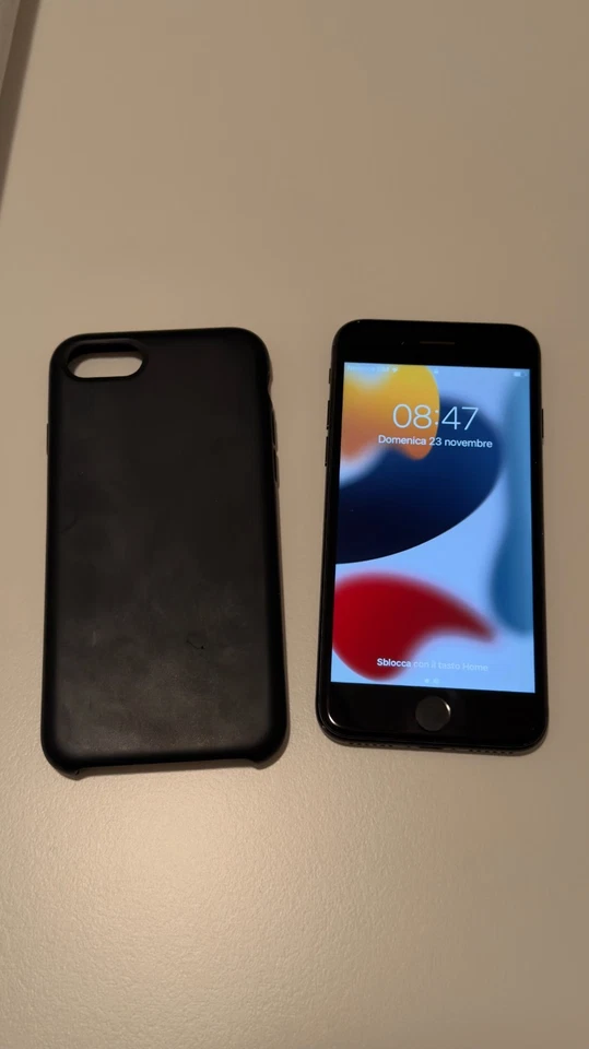 Apple iPhone 7 32GB Black – Sbloccato – Funzionante – Custodia Apple - Immagine 4 di 4