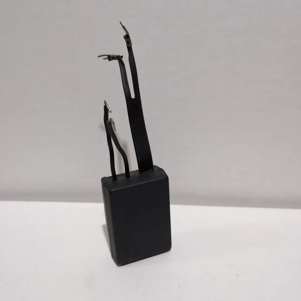 Channel Master Model 0715 VHF UHF - Image 2 of 2