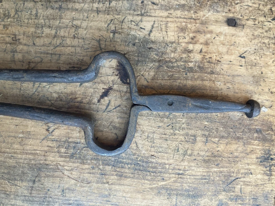 Antique Wrought Iron ember tong early 19th C Fireplace Tool - Image 2 of 4