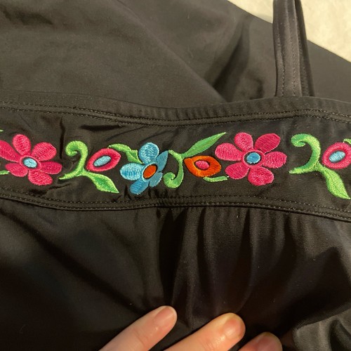 Fit 4 U Black Embroidered Bandeau Tankini Size 12 ...FIT 4 UR TUMMY - Picture 6 of 6
