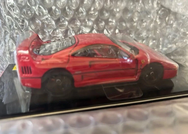 1:43 KYOSHO FERRARI F40 Lightweight Version Red - Image 4 of 4