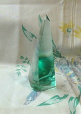 Vintage Hand Cut Glass France Eiffel Tower Paperweight Sculpture Pyramid Clear