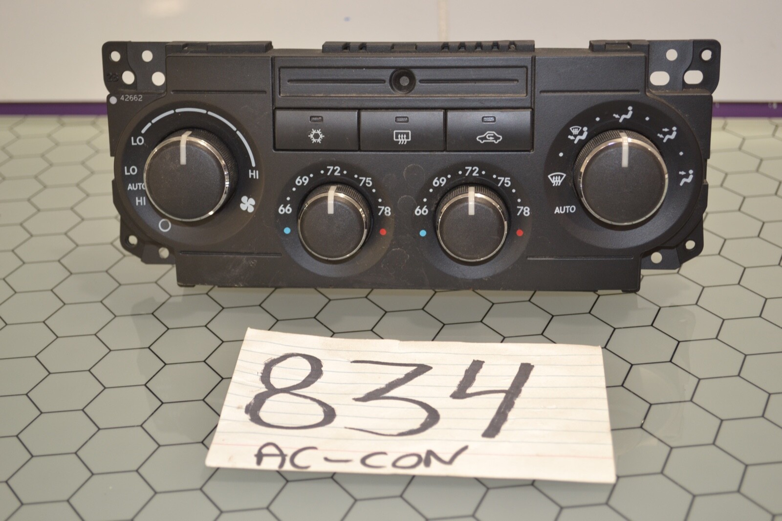 05 06 07 Jeep Grand Cherokee AC and Heater Control Used Stock #834-AC