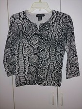 CABLE  GAUGE LADIES 3/4-SLEEVE BUTTON COTTON/NYLON CARDIGAN-MISSY S-WORN ONCE
