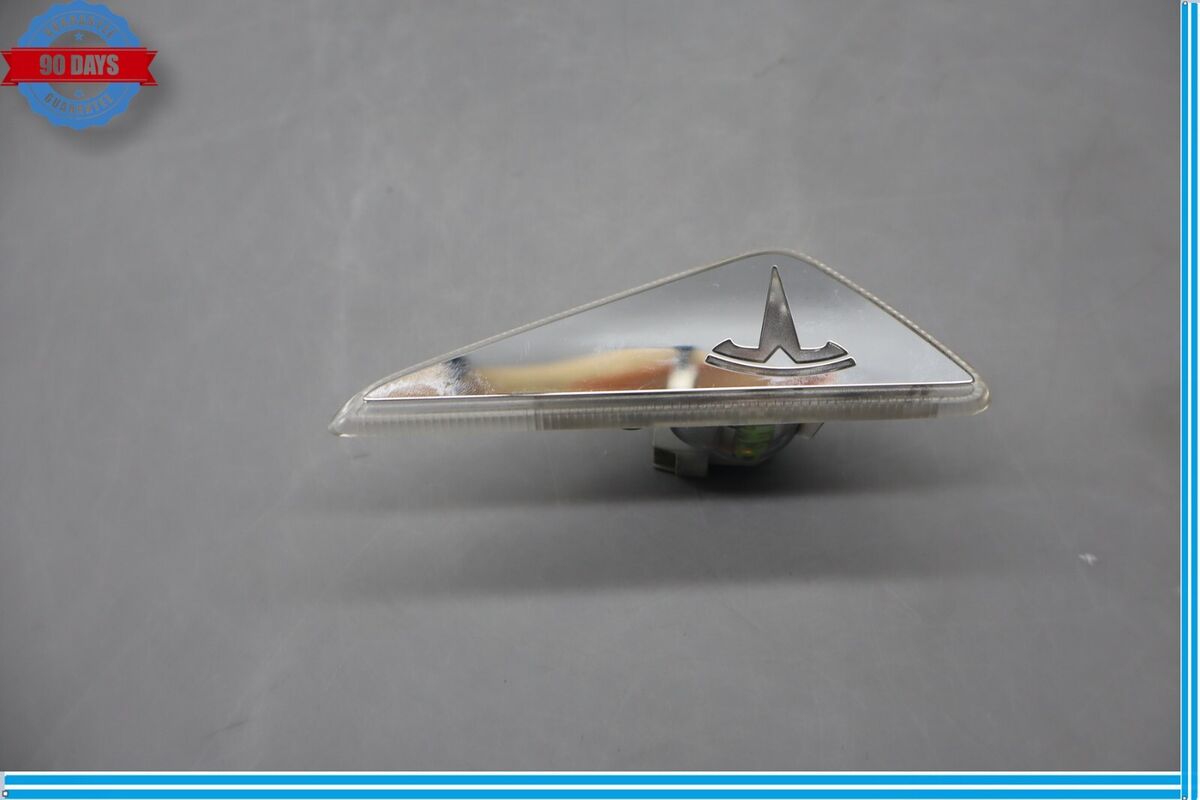 12-16 Tesla Model S Front Left Fender Side Marker Light 12-16 Tesla Model S Front Left Fender Side Marker Light