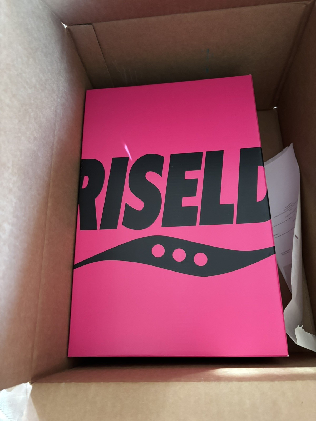 New WestSide gun Size 7.5 Saucony ProGrid Triump Bought from Westside gun  thumbnail 2