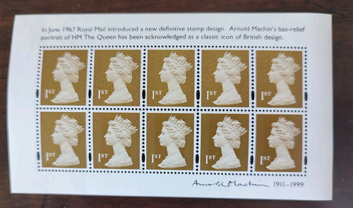 GB SG MS3222 MNH MINT 2011 1st Gold NVI Machin Definitive Stamp Birth Centenary - Bild 1 von 1
