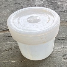 Clear Plastic Round Food Storage Container with Screw Lid