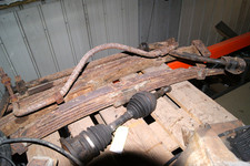 Federn 2 Stück Hinterachse GMC Typhoon Syclone Blaser  Jimmy