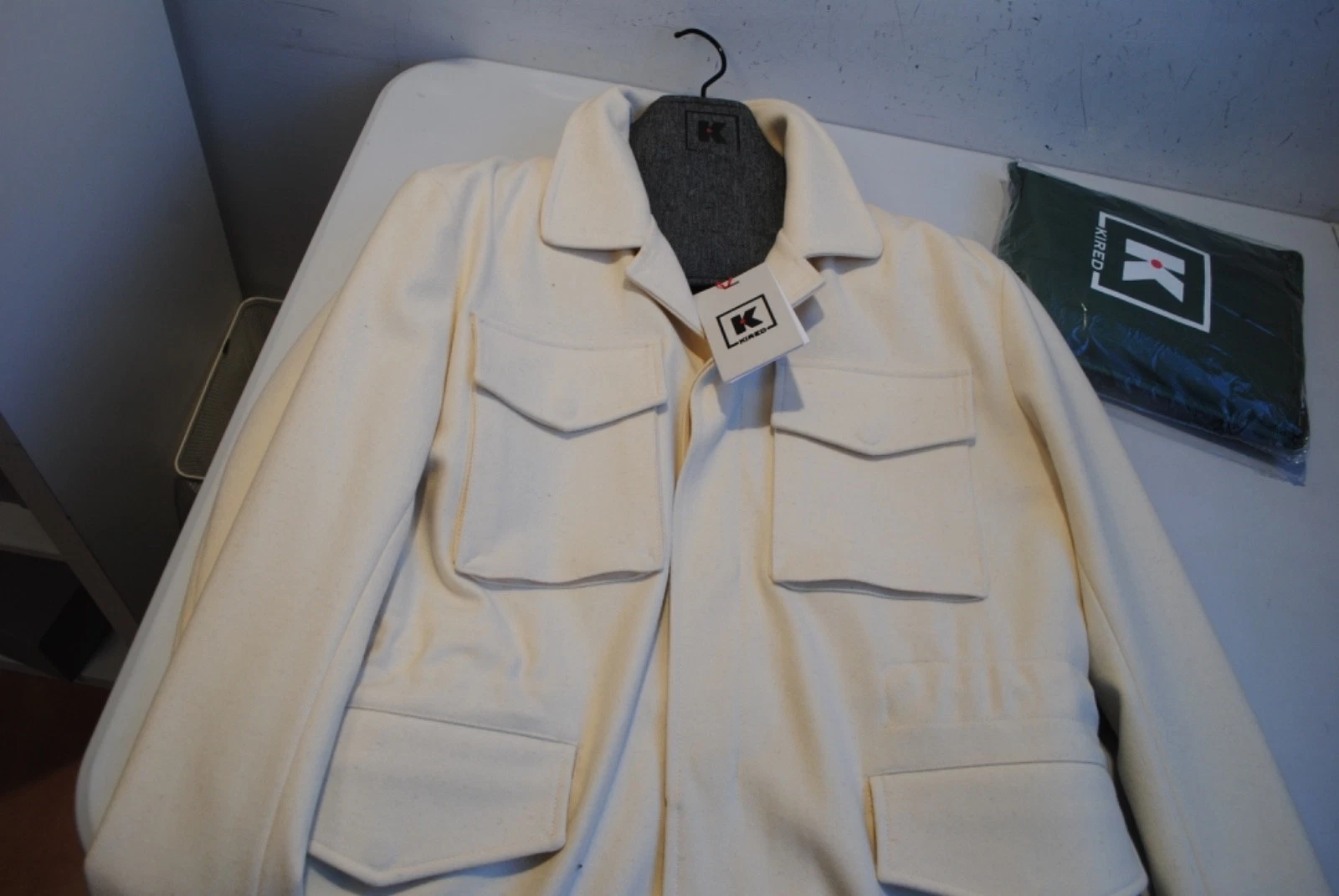 KIRED BY KITON NAPLES JACKET 1450.00 POSTER. SIZE 50 WARM WOOL CLOTH DRAWSTRING Q - product detail image 6