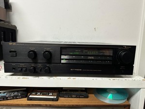 AUNA Amplificateur Audio, Amplificateur HiFi Système Stéréo Recepteur Bluetooth HiFi pour Ampli Stereo, Ampli HiFi Contrôle Basses et Aigus, Univers Hi-FI, Amplificateurs 2 Canaux, Télécommande, AUX