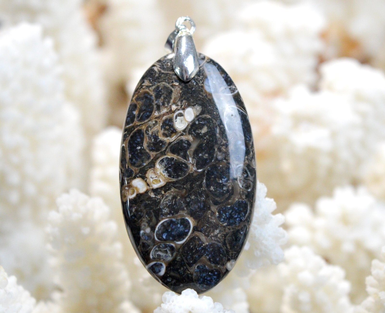Agate turitelles 54 carats le pendentif cabochon pour contrer le stress