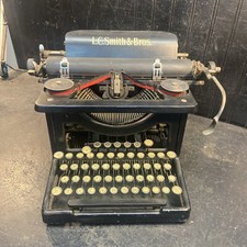Antique LC Smith & Bros. Typewriter No. 8 thumbnail