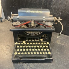 Antique LC Smith & Bros. Typewriter No. 8