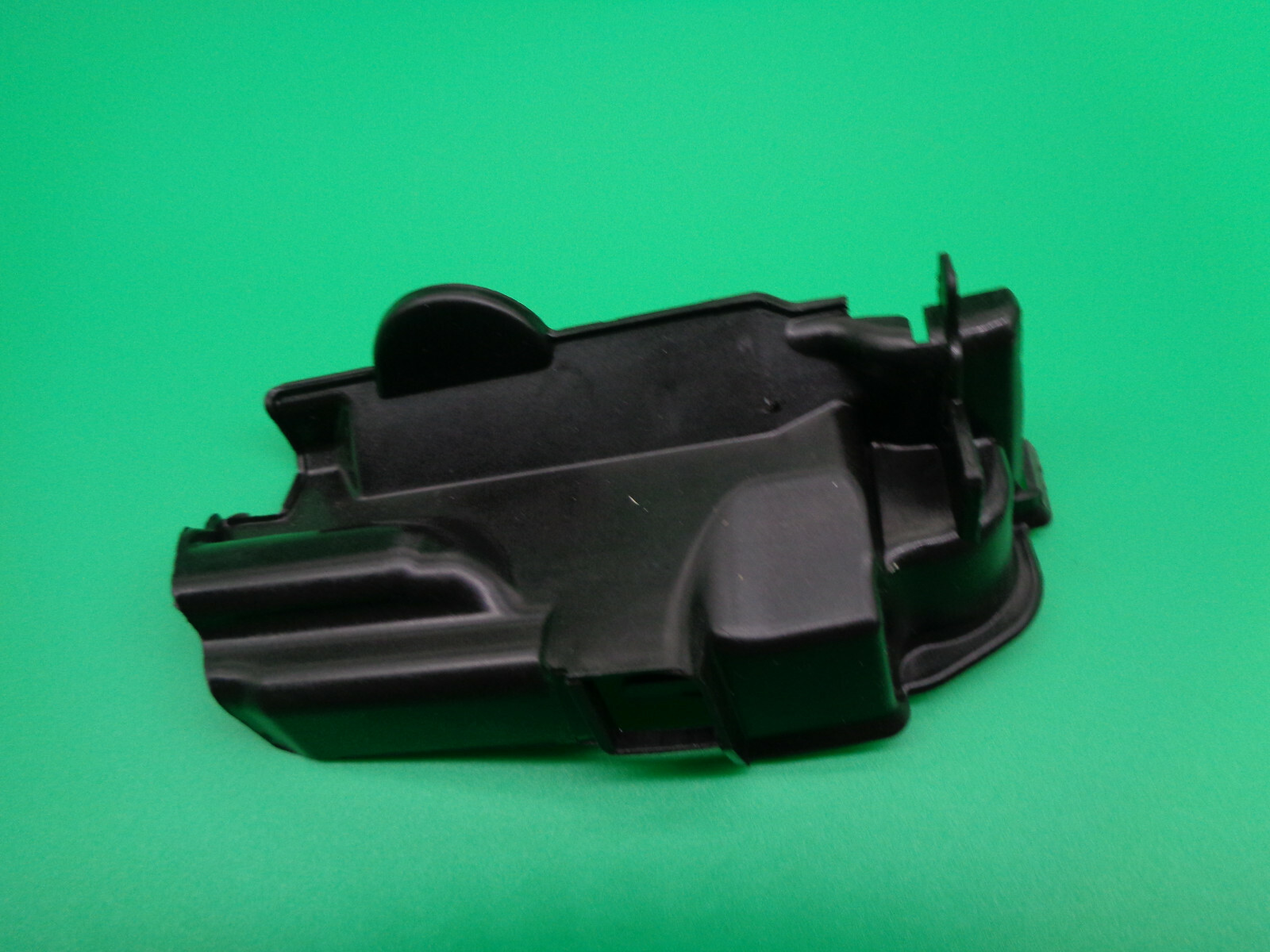 0EM Door Lock Mechanisim Cover Front Left For VW Skoda Seat 