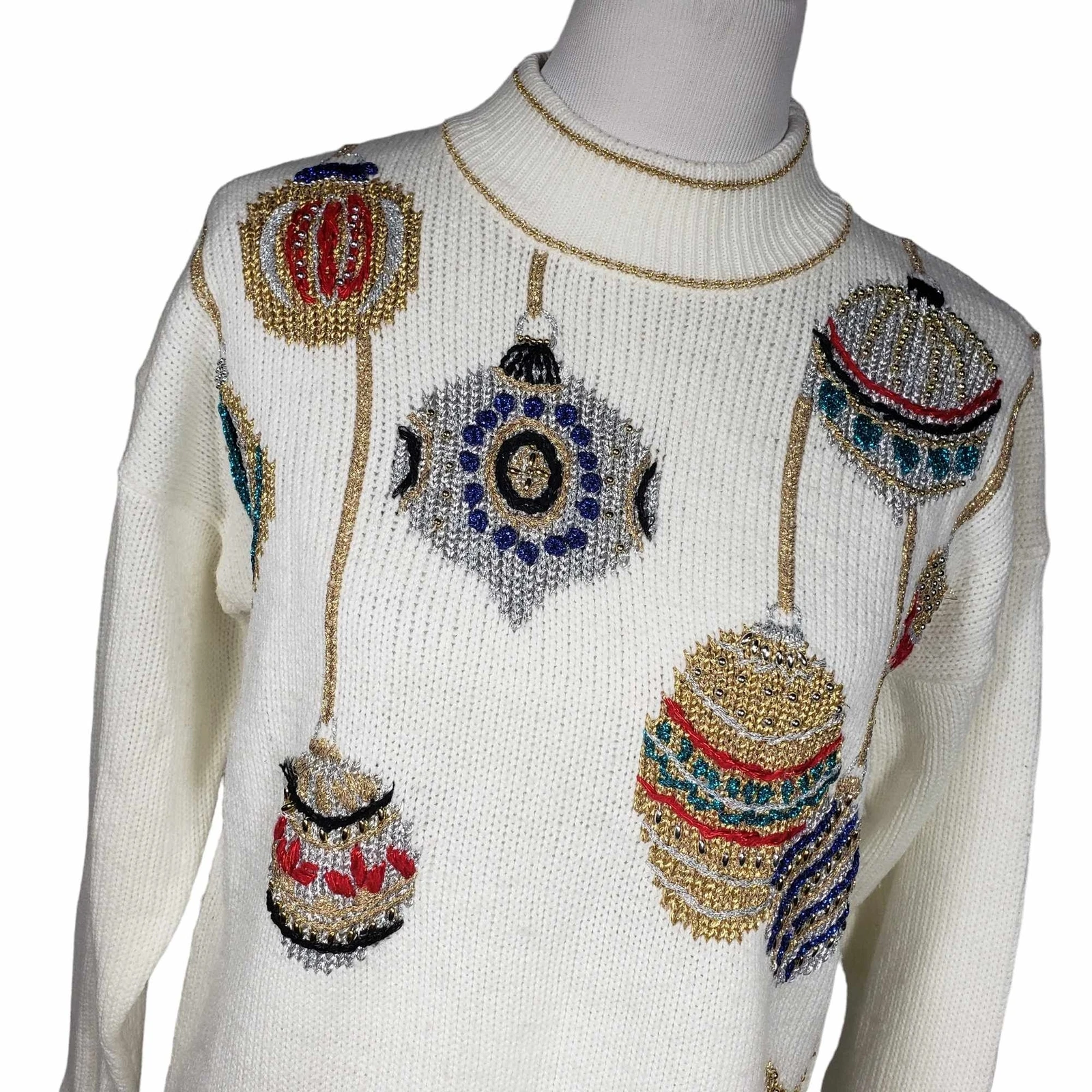 Dana Scott size Large White Gold Holiday Ugly Christmas Knit Sweater